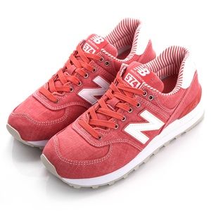 New Balance Sneakers
